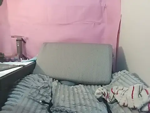 Boringbabe stripchat live cam model