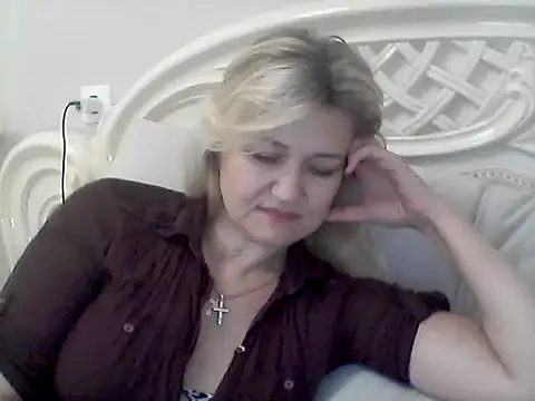 Tareliy stripchat live cam model