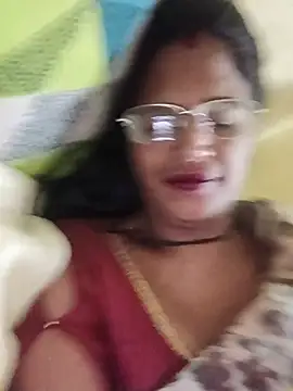 Cutkajal stripchat live cam model