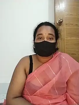hot-priya-7 stripchat live cam model