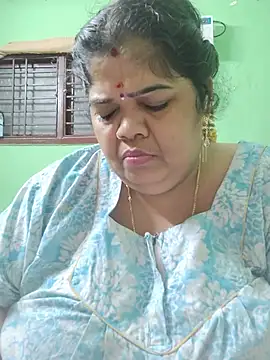 Tamil-mayasri stripchat live cam model