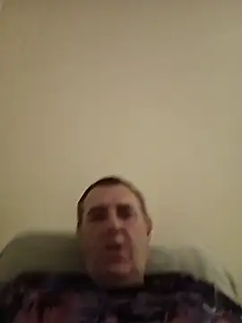 Antontour7519 stripchat live cam model