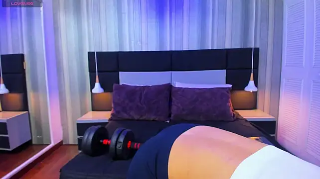 Pixelriott stripchat live cam model