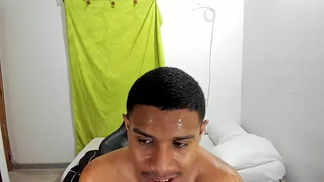 corzoethan stripchat live cam model