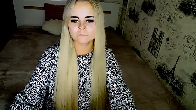 lovely-eyes stripchat live cam model