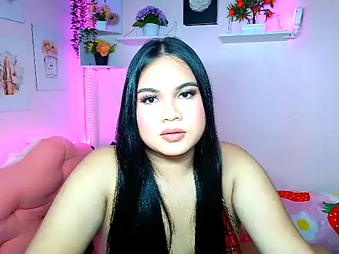 YourThicc_bella stripchat live cam model