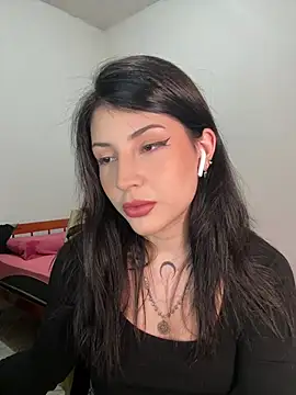 Selinakimura stripchat live cam model