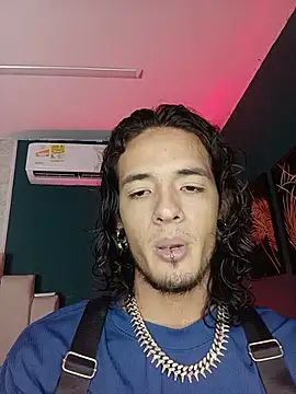 Skinny_Mac stripchat live cam model