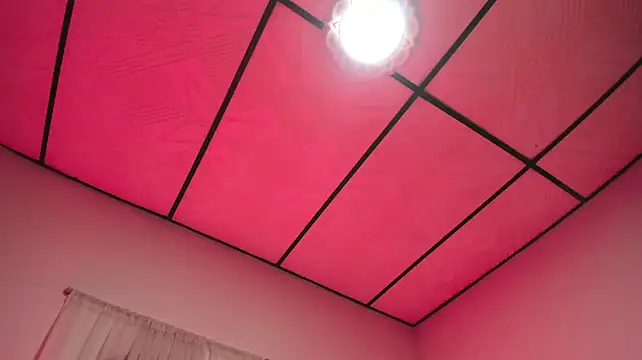 CandyJayne_ stripchat live cam model