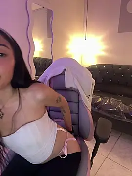 Nicole_jade stripchat live cam model