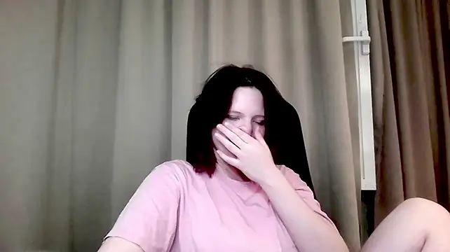 FirstLoveee stripchat live cam model