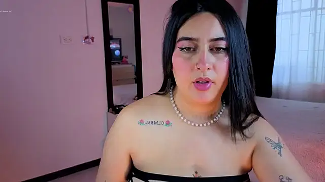serenna_se stripchat live cam model