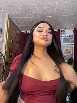 Urasian_Fucker stripchat live cam model