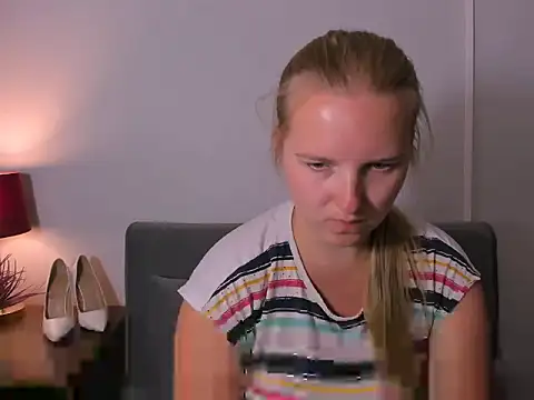 RoseTeacherX stripchat live cam model