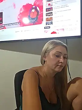 SassiSandra stripchat live cam model