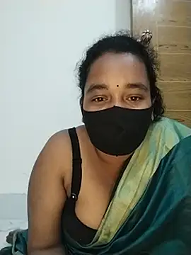 hot-priya-7 stripchat live cam model