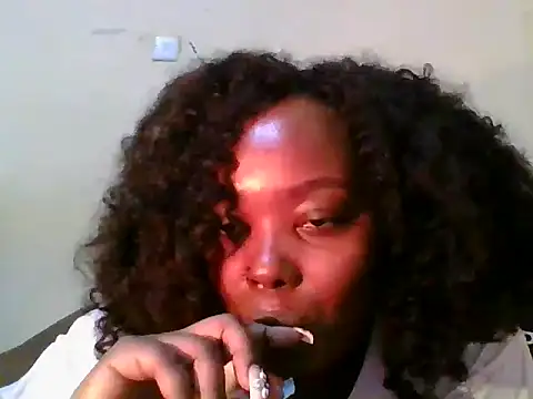 big_bootty96 stripchat live cam model