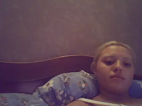_Mathilda_ stripchat live cam model