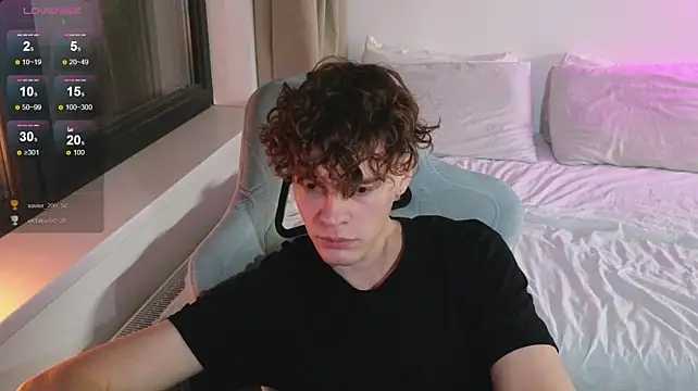 cute_thomas stripchat live cam model