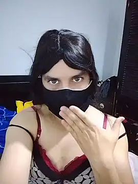 Banouti_23 stripchat live cam model