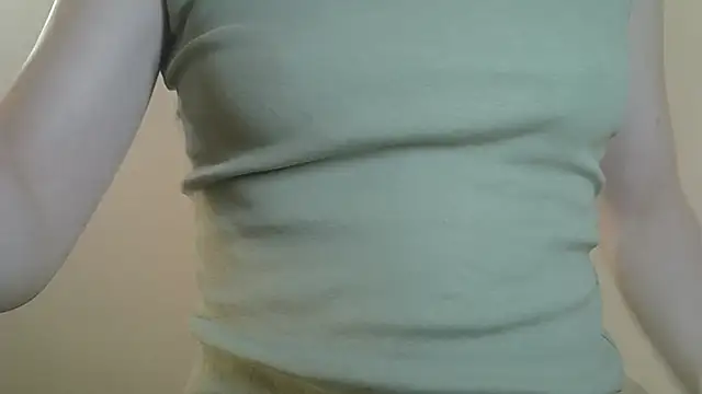 ViraVrema stripchat live cam model