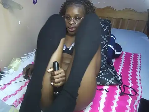 Aries_flaame stripchat live cam model