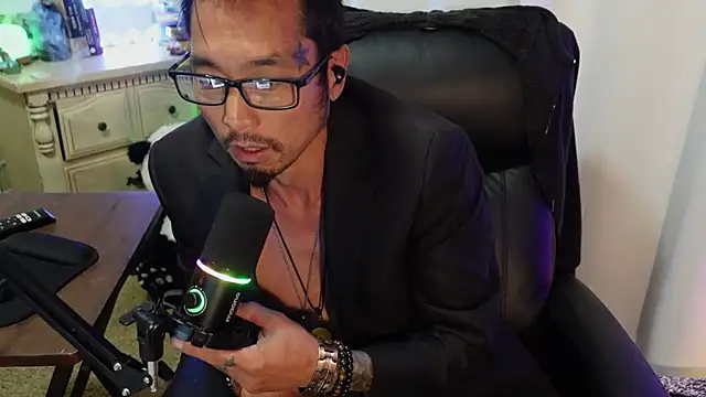 Ghost11_11 stripchat live cam model