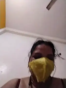 Lovely__Pinki stripchat live cam model
