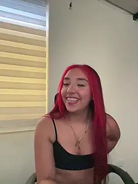 RubyLuxe_ stripchat live cam model