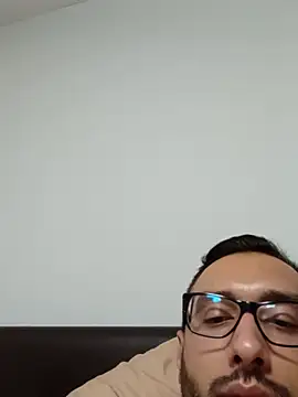 Xptrx123 stripchat live cam model