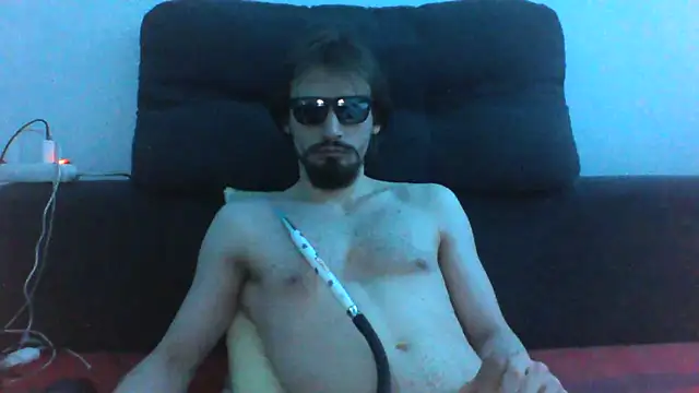 KaelNox stripchat live cam model