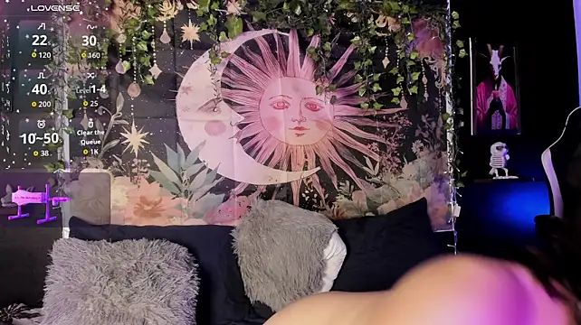 LaxiViolet stripchat live cam model