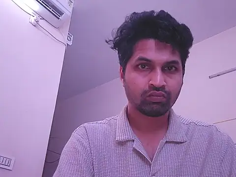 indiandoc7inch stripchat live cam model