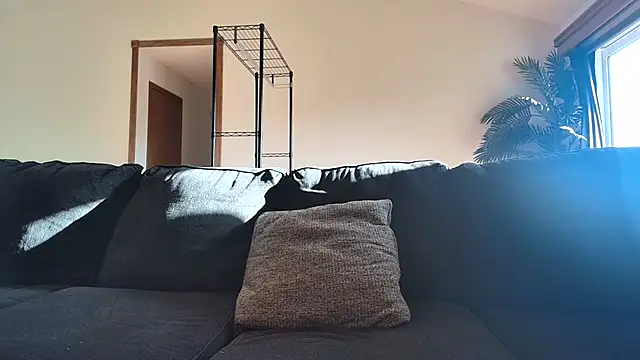 derekmontana2 stripchat live cam model
