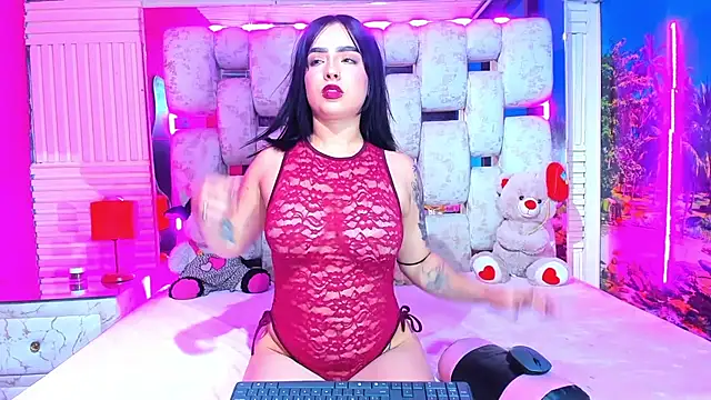 RubyEvanns stripchat live cam model