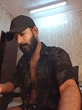 Mallukiran stripchat live cam model