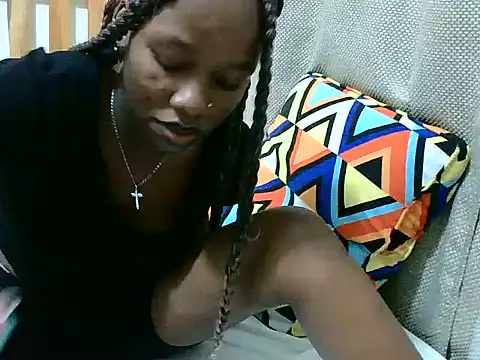 Malibhu stripchat live cam model