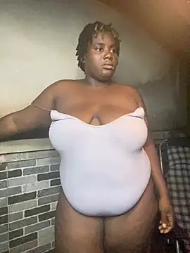 Obolo12 stripchat live cam model