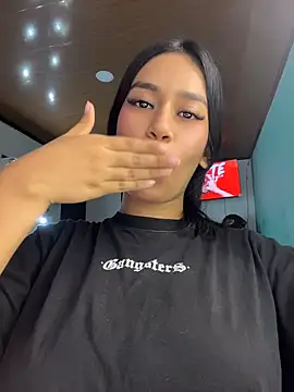 ALANAH_KITTY stripchat live cam model