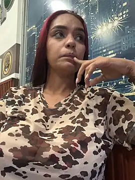 Sara-77 stripchat live cam model