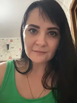 Al-iss stripchat live cam model