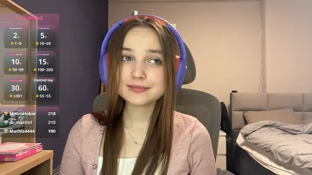 LunaBunny666 stripchat live cam model