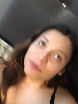 3littles stripchat live cam model