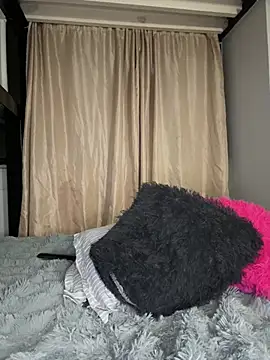 Cataleyasweetbooty stripchat live cam model