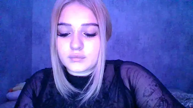 Rapunzel_777 stripchat live cam model