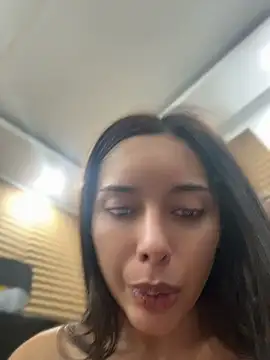 sassymarylou stripchat live cam model