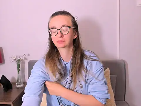 AnnaNatural stripchat live cam model