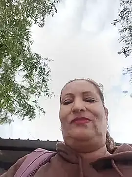 Sexy-Woman-Mature stripchat live cam model