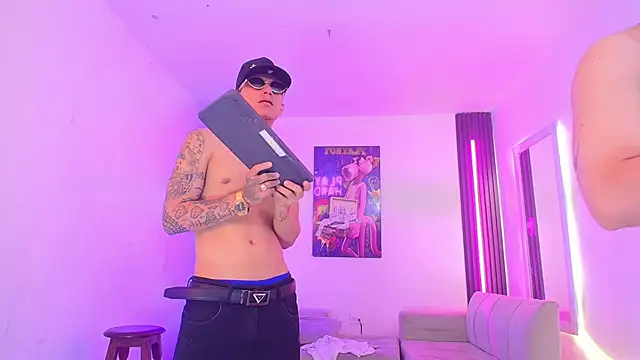 kingsofheaven26 stripchat live cam model