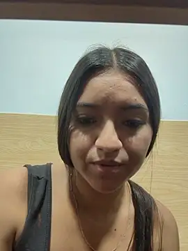 DulceCaroX stripchat live cam model